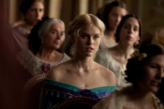 the-raven-alice-eve-2