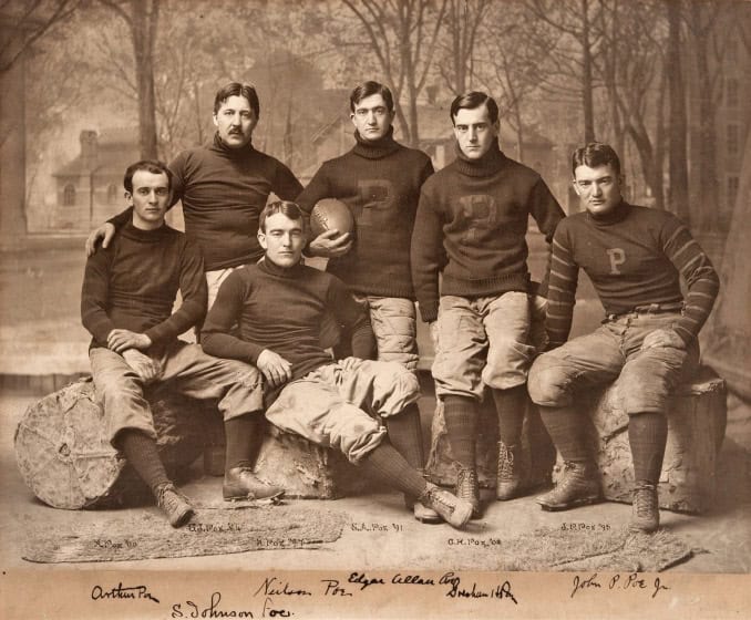 I 6 fratelli Poe nel football